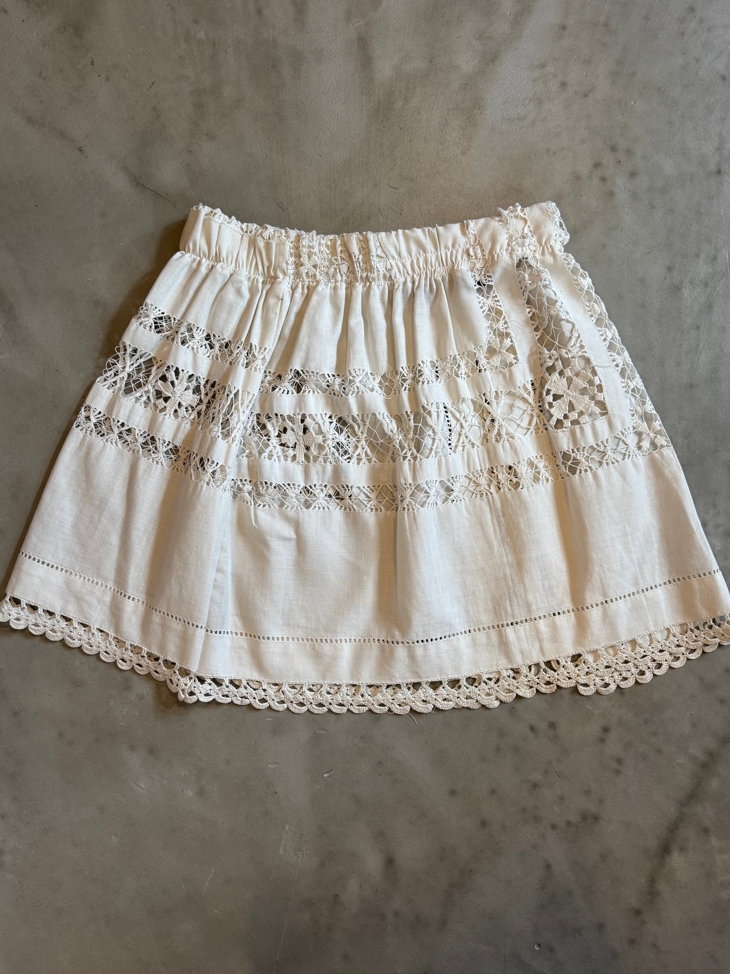 Antique Linen and Lace Mini