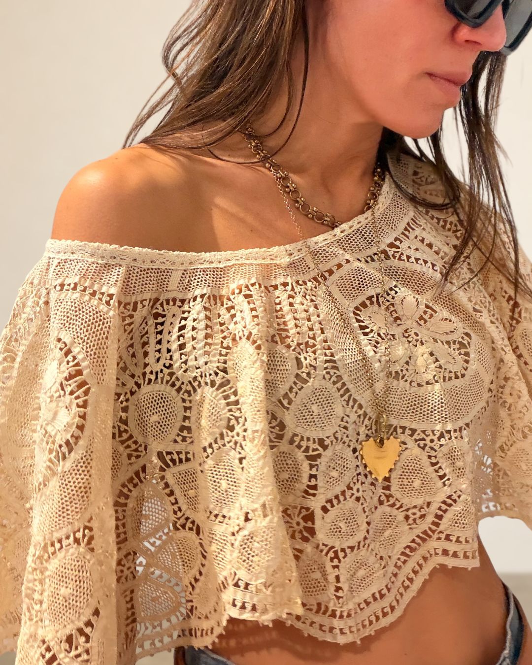 Antique Lace Caplet