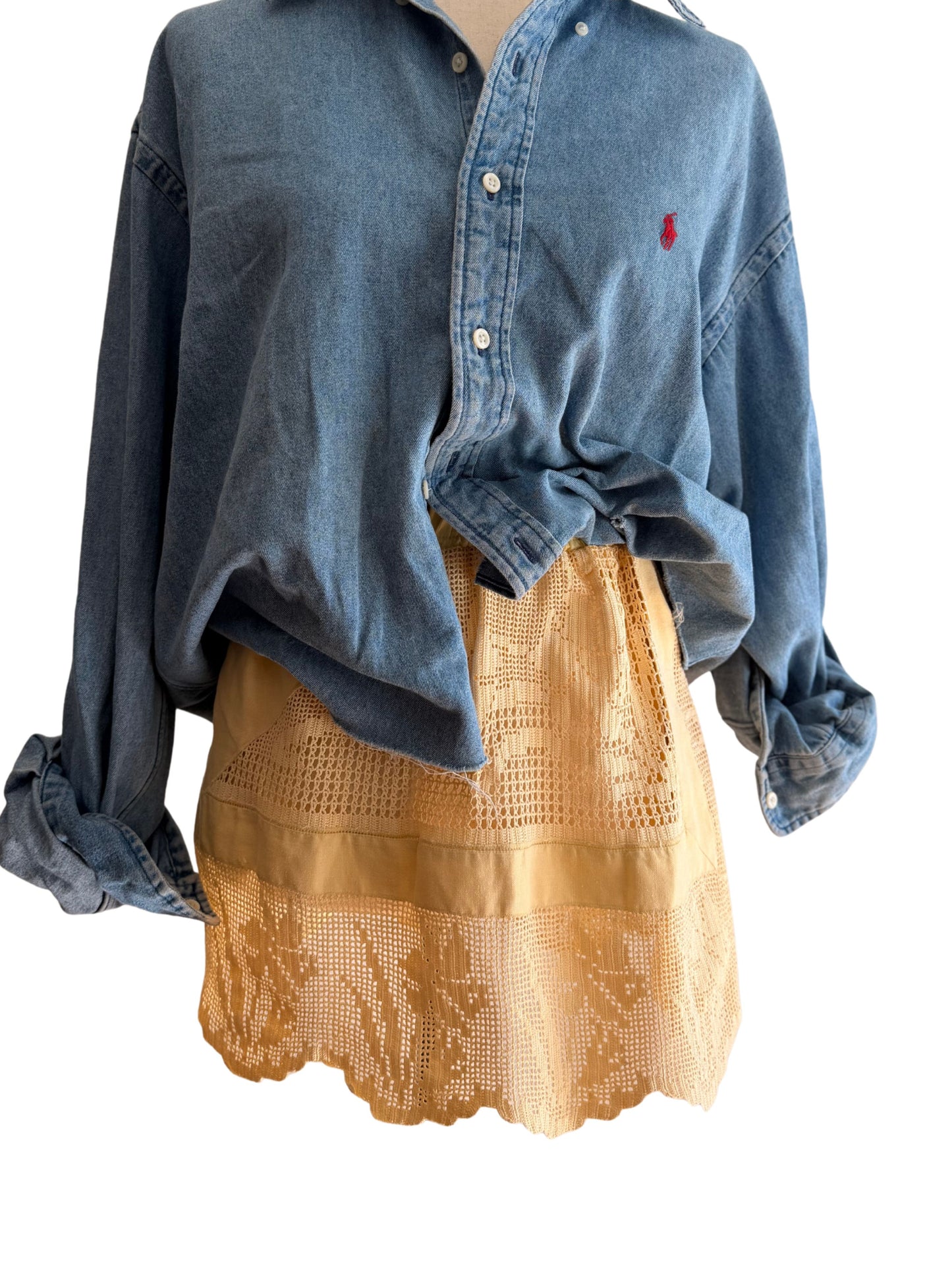 Tablecloth Mini in Yellow Linen Lace